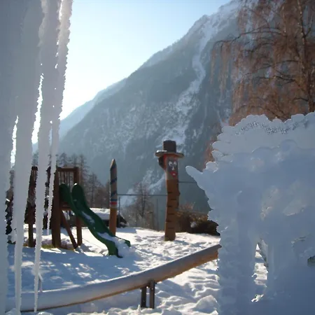 Familienpension Gletscherblick 3* هيليغنبلت