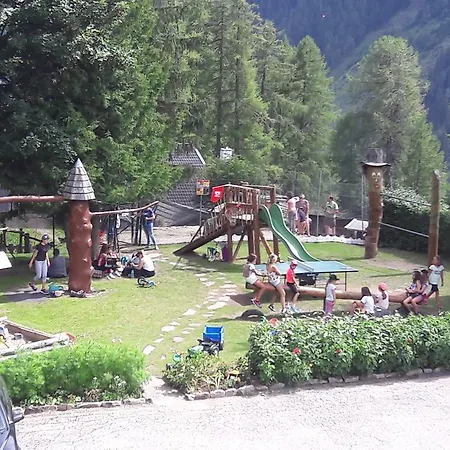 Familienpension Gletscherblick 3*
