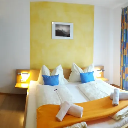 Familienpension Gletscherblick 게스트하우스