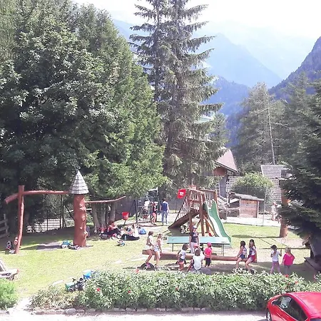 Familienpension Gletscherblick 3*